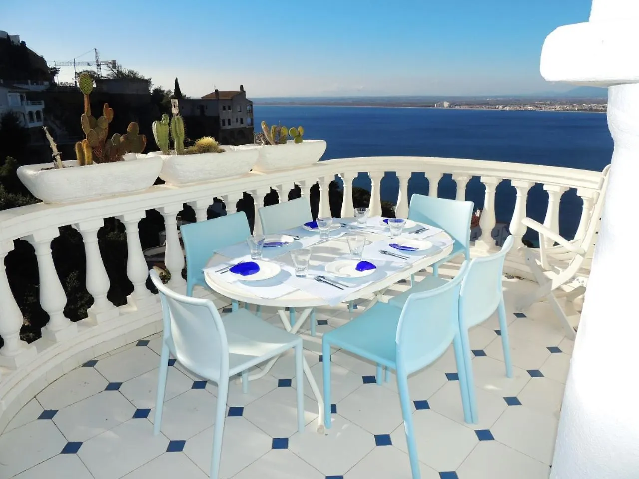 Villa Lou - Casa Individual Con Piscina - Barneda Premium Villas 로지즈 펜션